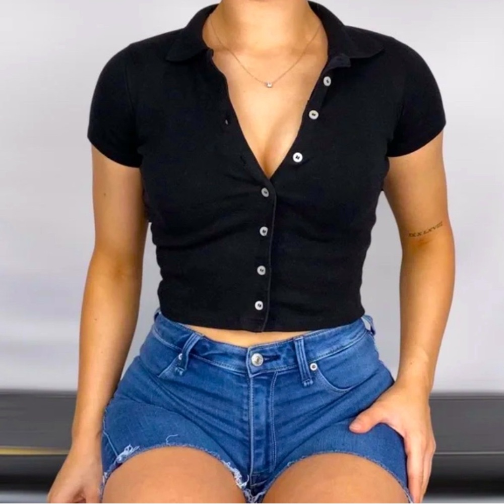 Brandy Melville/John Galt black button down polo crop tee, size S